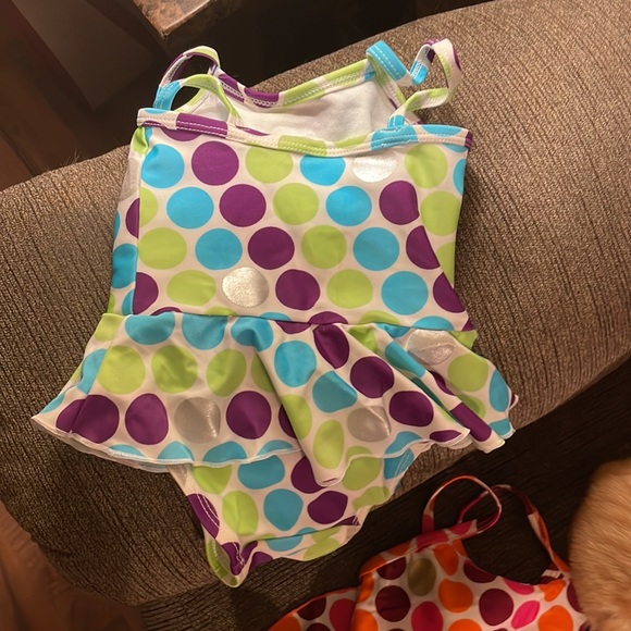 Girls wonder kids 6-9months polka dot bathing suit in very good condition - Picture 2 of 3